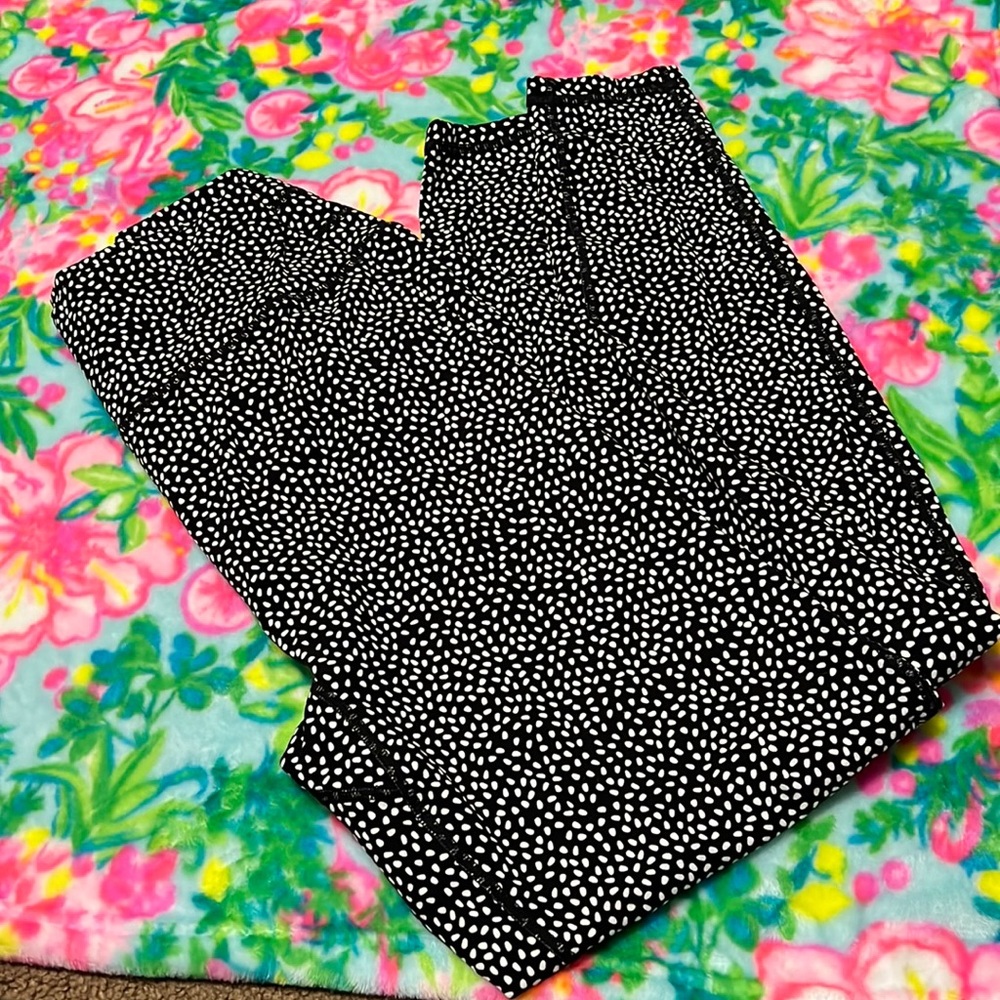 Buff bunny brand new without tags never used. No front seam bossy print.